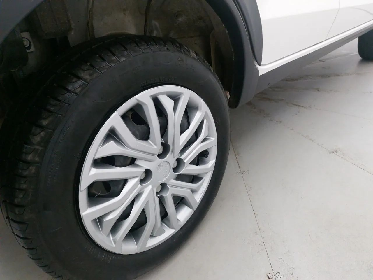 Fiat Mobi LIKE 1.0 Fire Flex 5p., foto 14 de 18