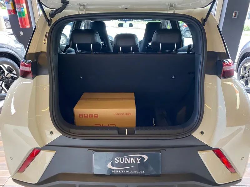 BYD Dolphin Mini GL, foto 17 de 20