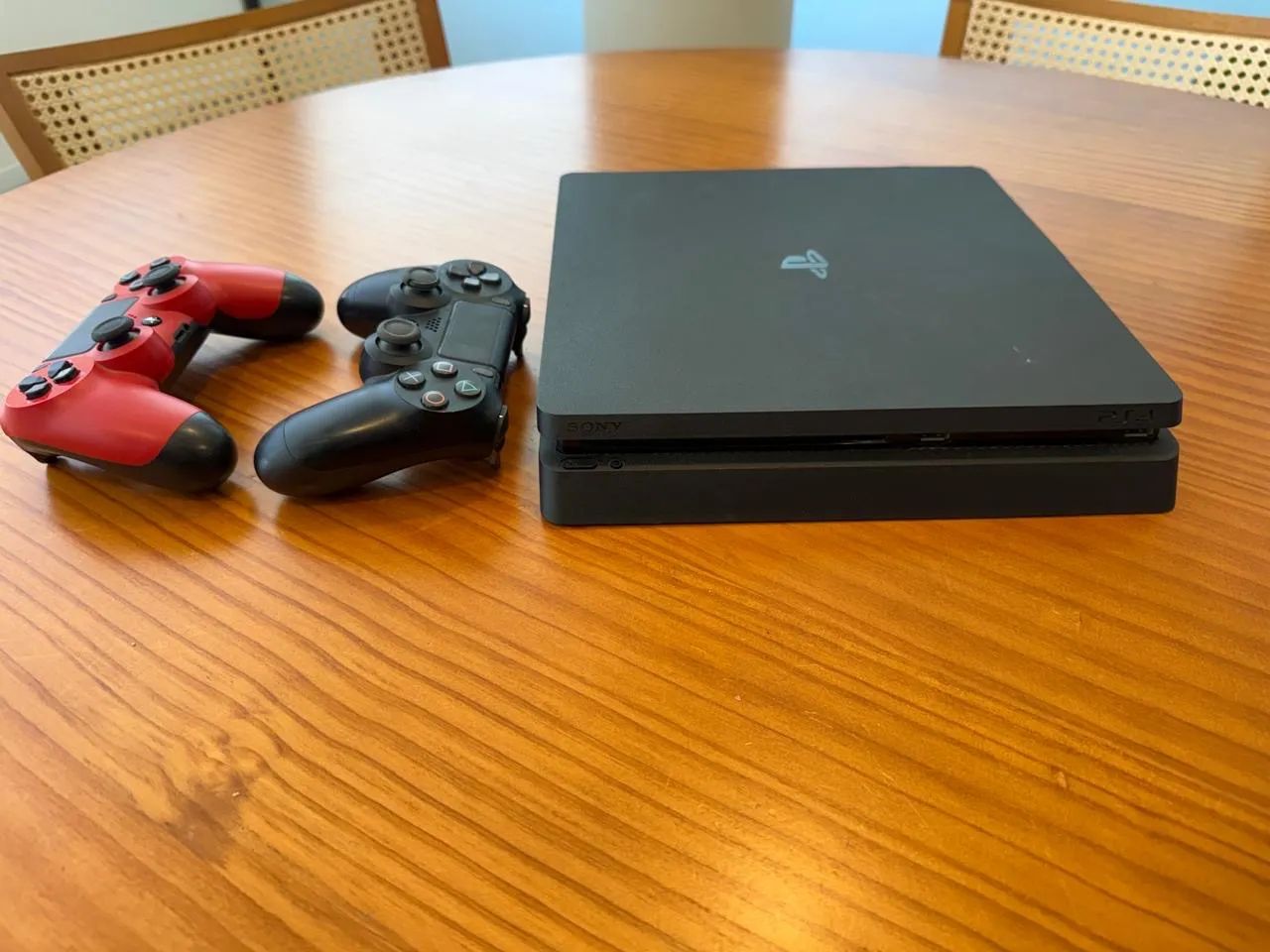 Playstation 4 em perfeito estado  - Foto 2