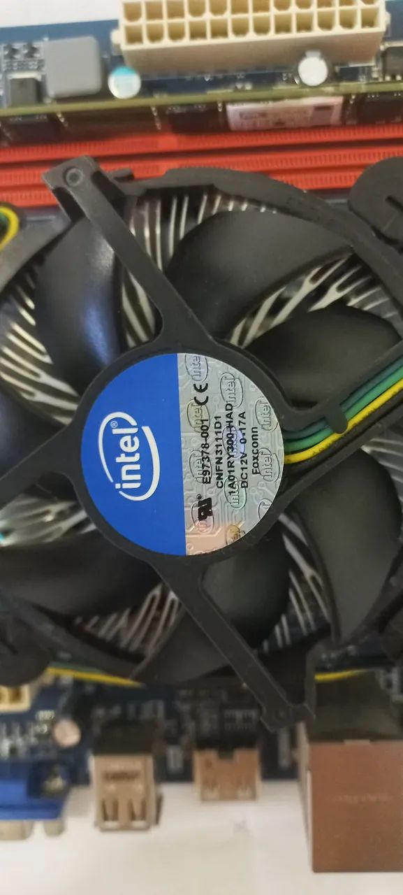 Plca mãe pegatron ipmsb vh1, processador Intel i 5 e memória ram Kingston ddr3 8gb - Foto 3