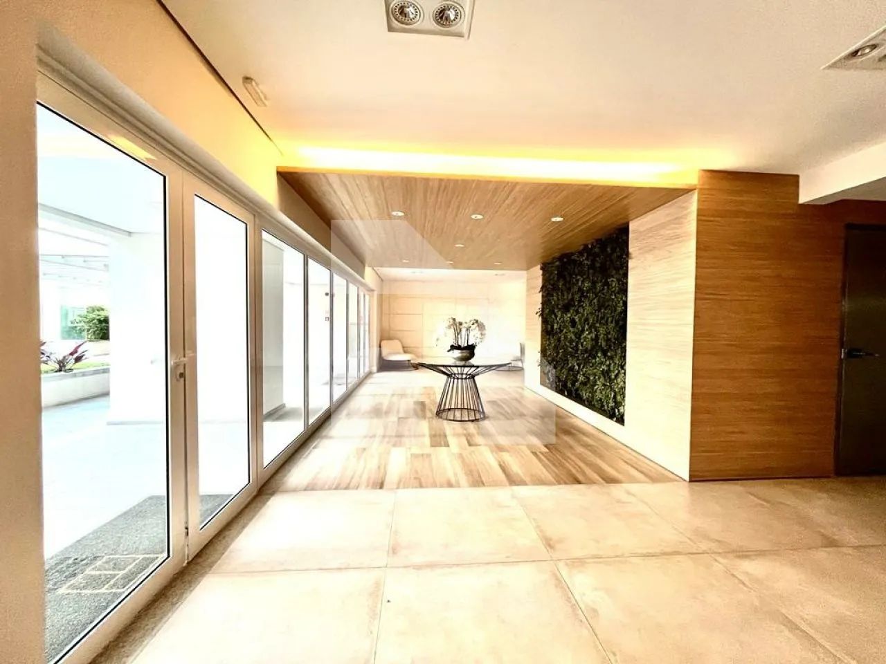 Apartamento com 2 dormitórios com vaga na Santa Cecília - Foto 2