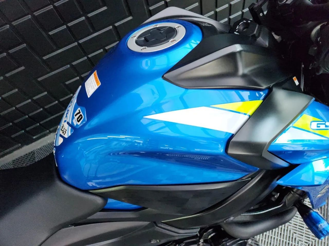 Suzuki 750 2022 - 1504939783 | OLX