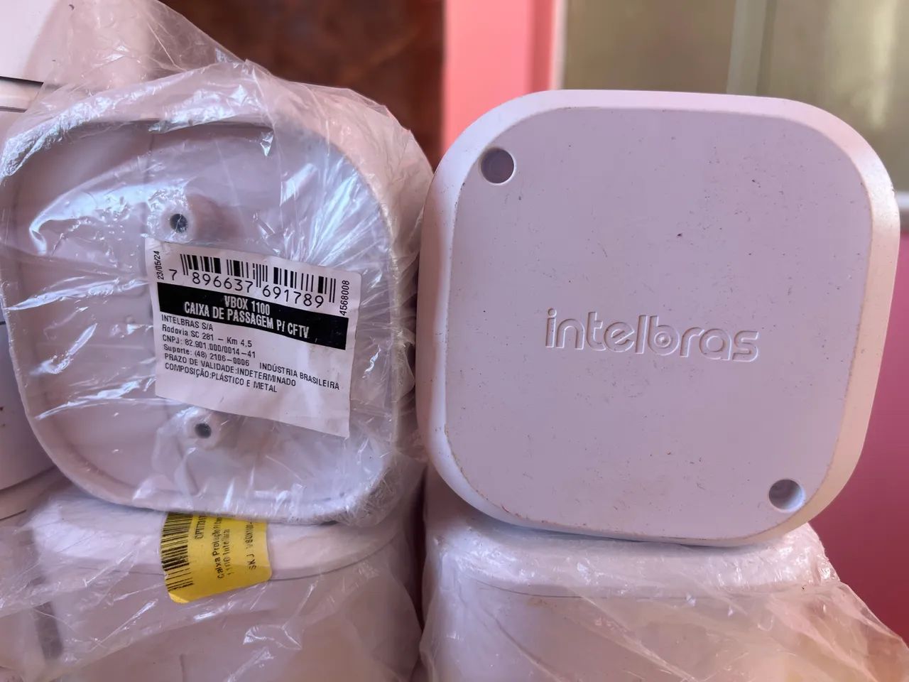 CAIXA PROTEÇÃO PARA CÂMERA INTELBRAS  - Foto 2