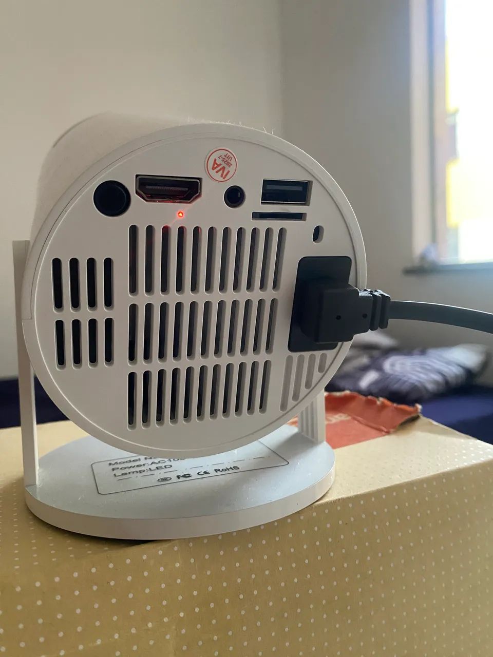 Projetor Portátil LED Full HD  - Foto 2