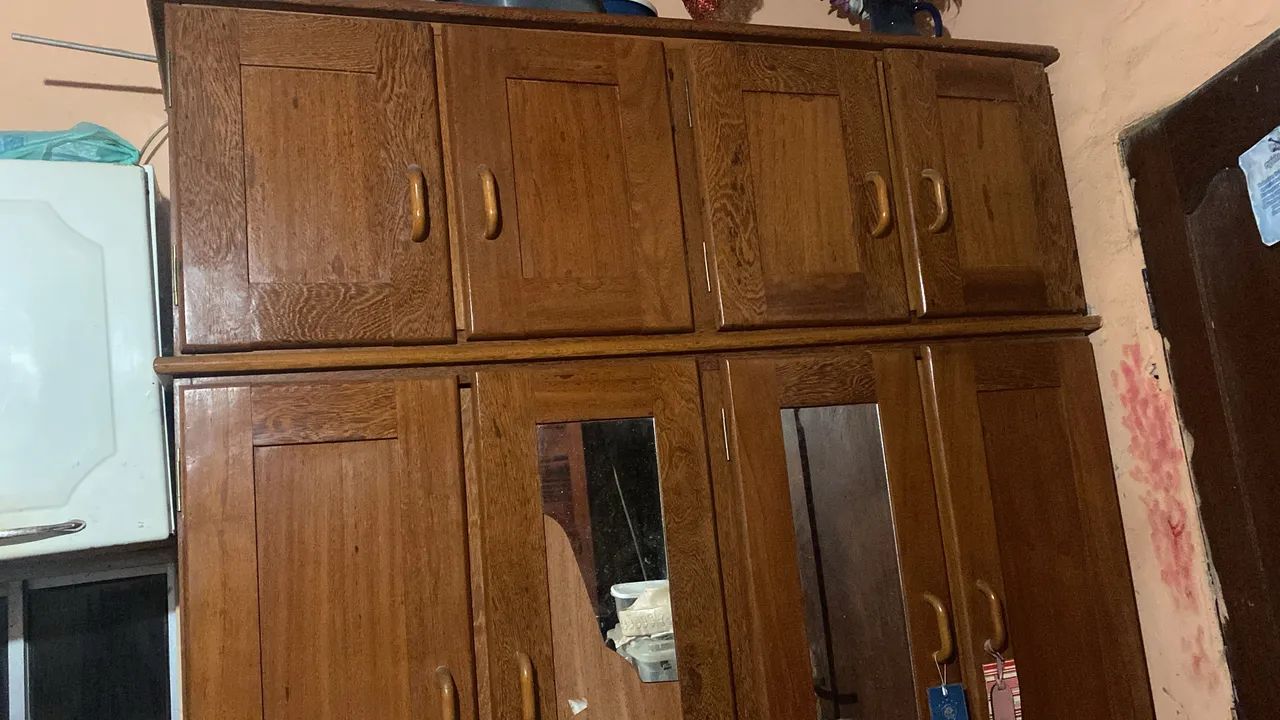 Vende-se um guarda roupa de casal  - Foto 2