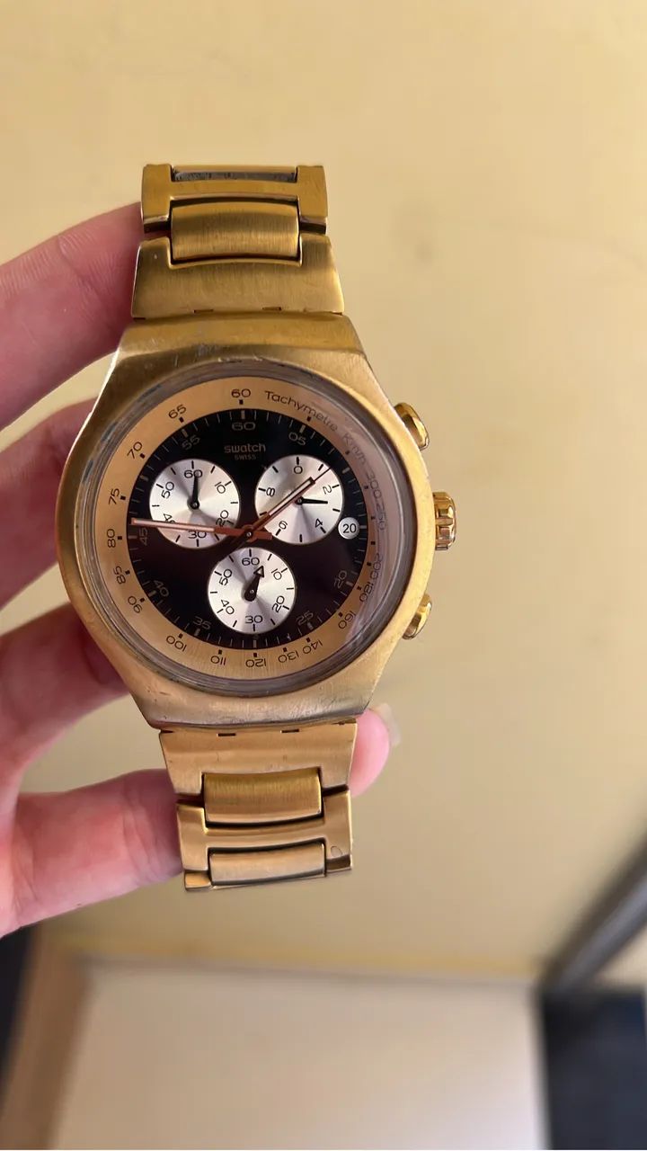 Swatch cara preta 