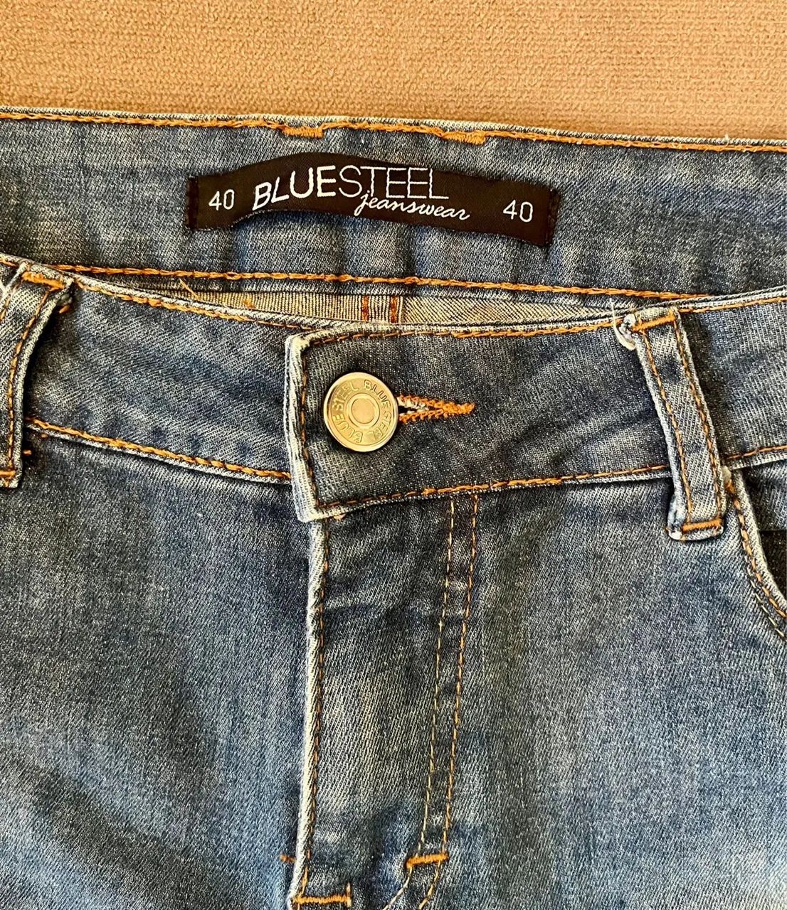 Calça feminina TAM 40