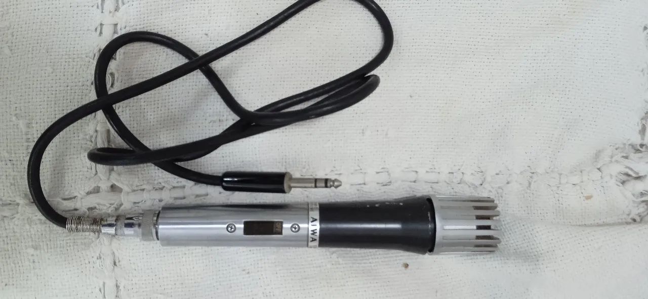 2 microfones importados Aiwa anos 70 em perfeito estado  - Foto 2