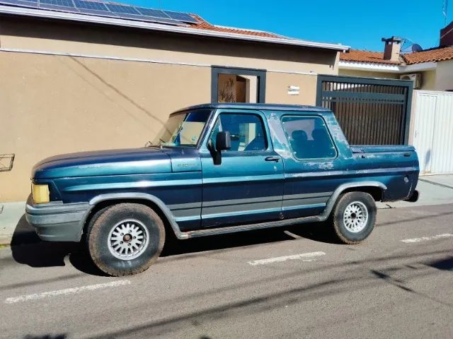 Ford F-1000 1991