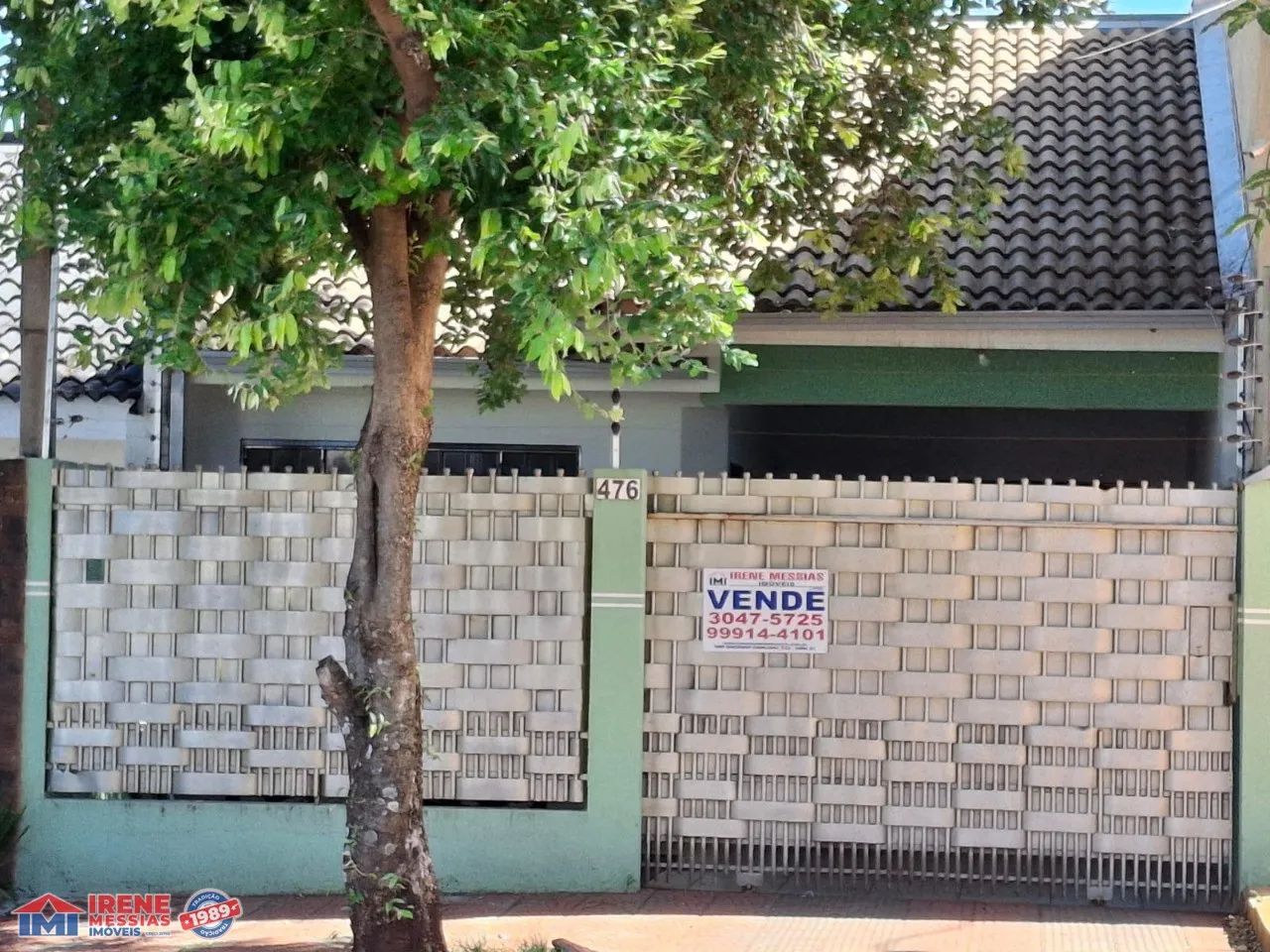 Casa a venda no bairro Jardim Madrid - Maringá/PR