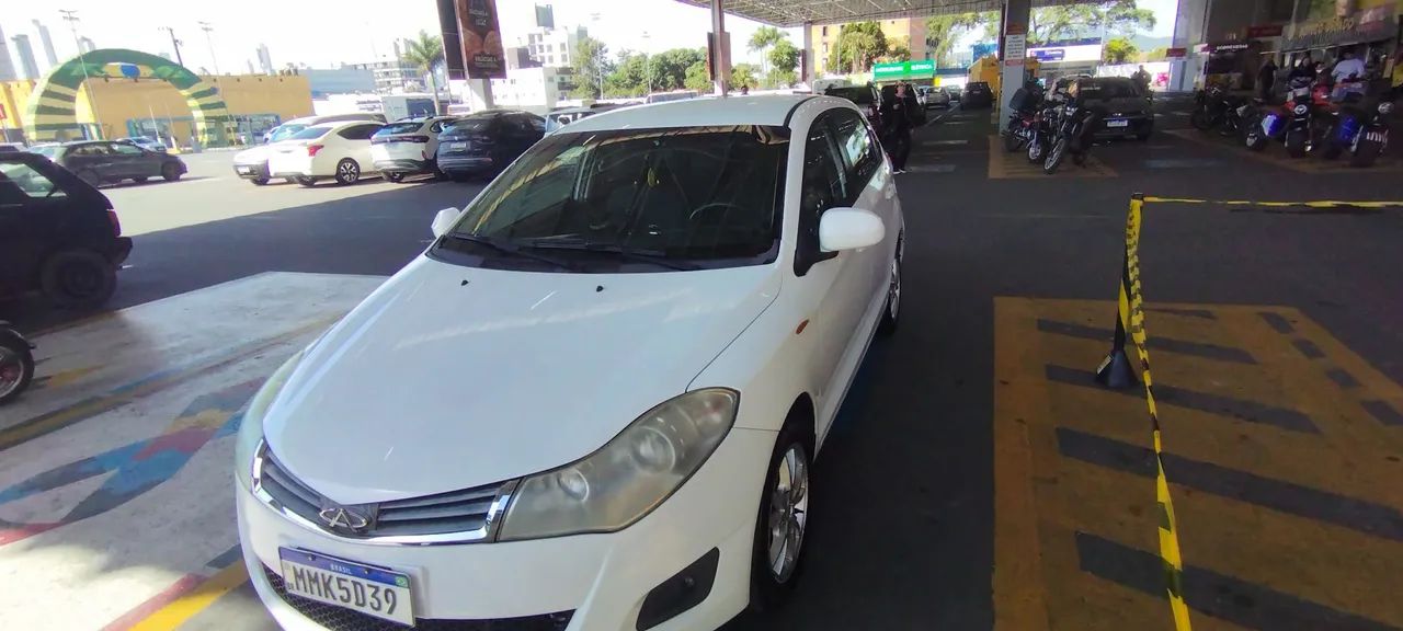 Chery Celer Hatch 1.5 16V Flex 5P 2015