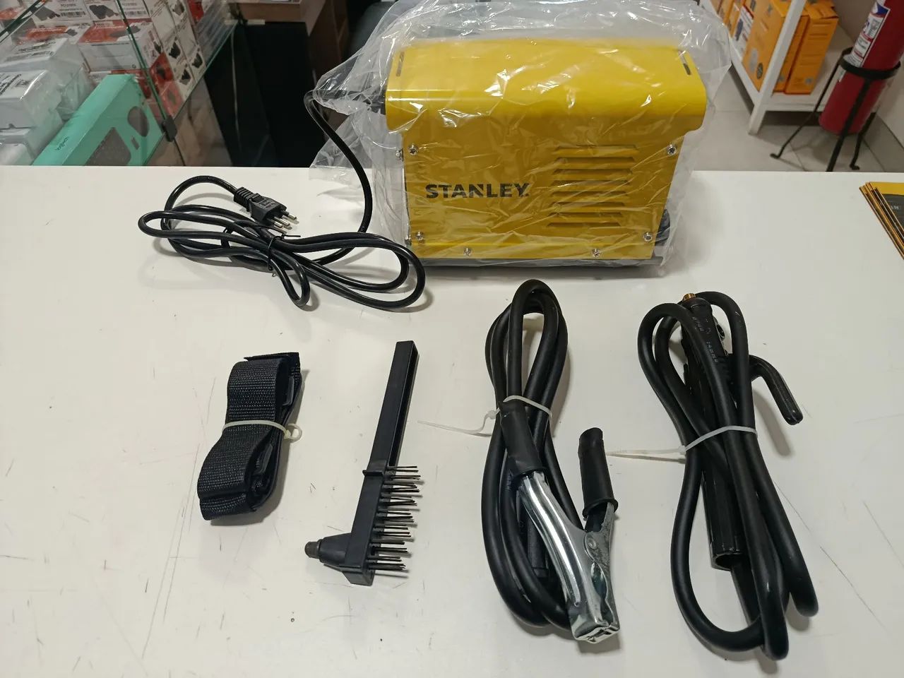 Máquina de solda Stanley 130A - Foto 4