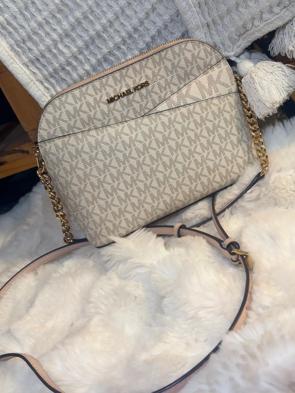 bolsa michael kors monograma branca e Rosa 