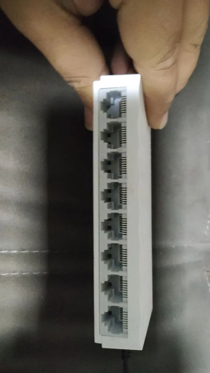 Switch tp-link LS1008 10/100