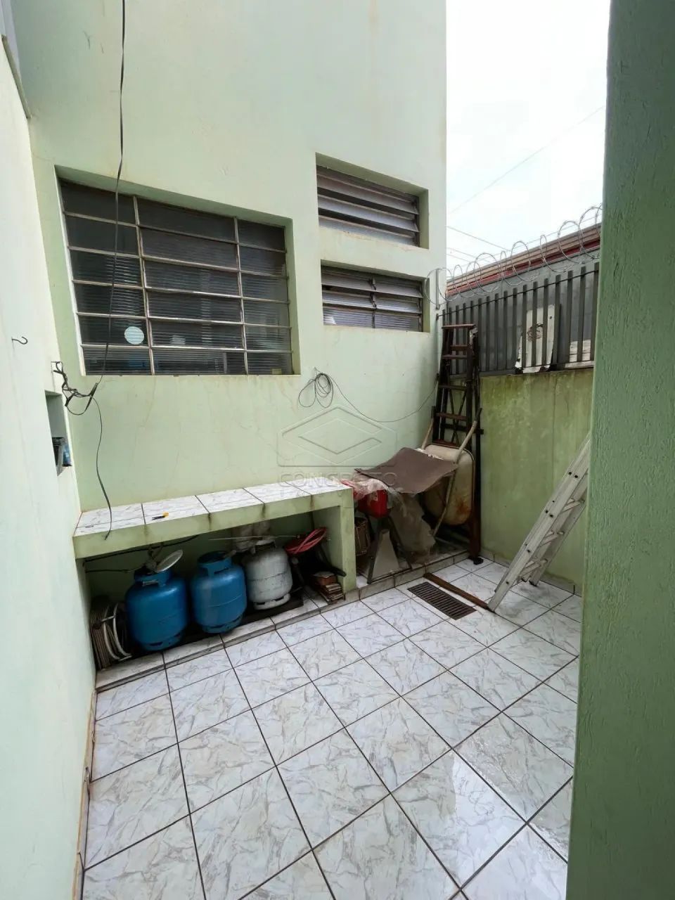 Sobrado com comercio de esquina - Foto 5