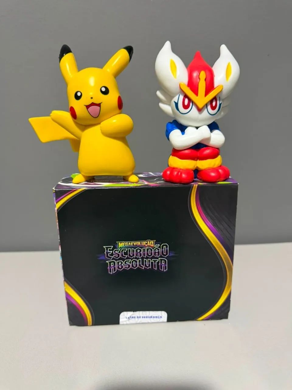 Pokémon Booster Box 216 Cartas Escuridão Absoluta Copag  - Foto 2