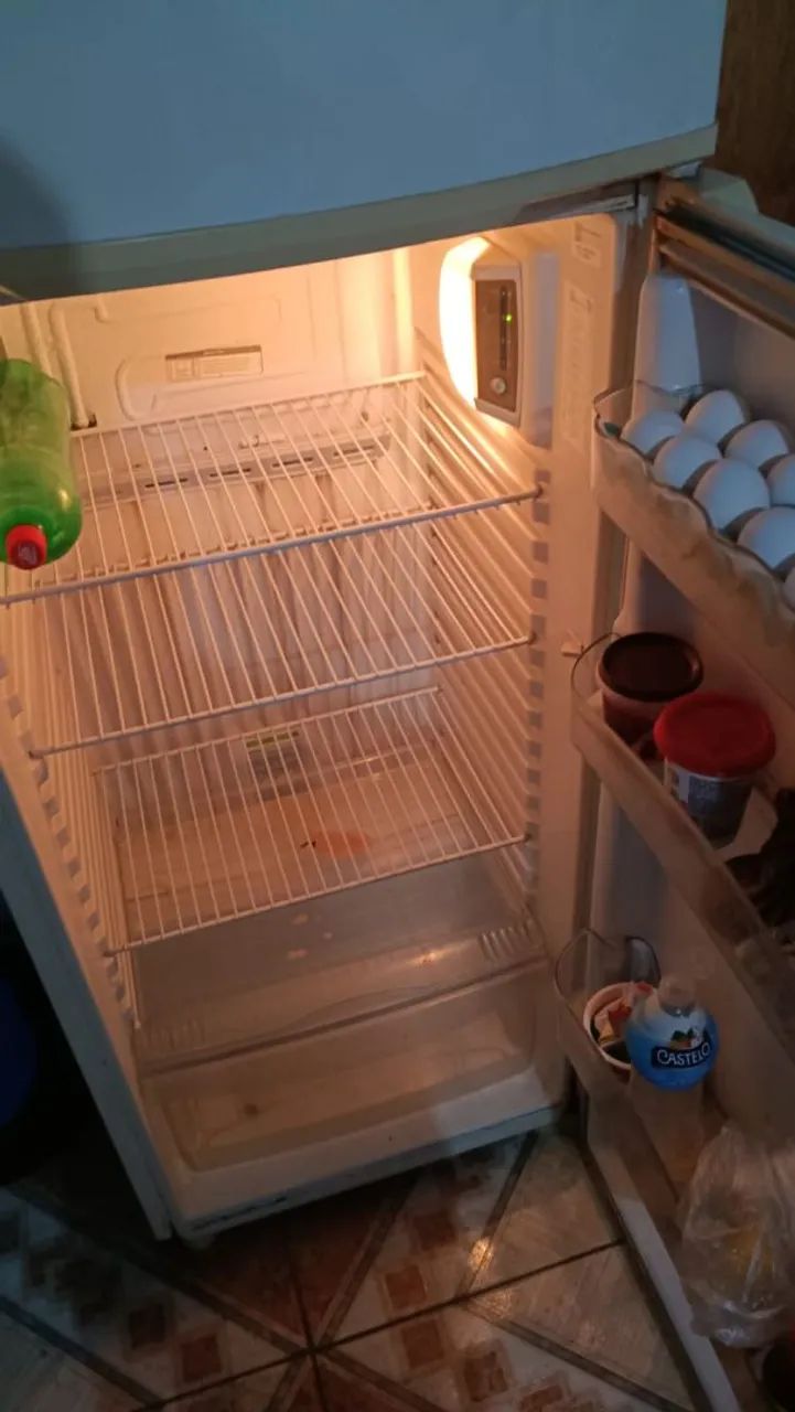 Vendo Geladeira - Foto 4