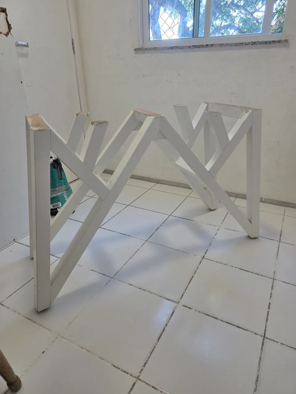 Base Mesa em Laca