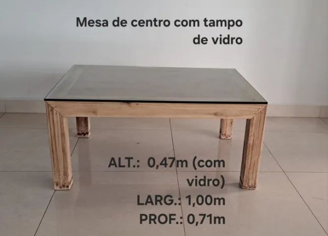 Mesa de Centro com tampo de vidro