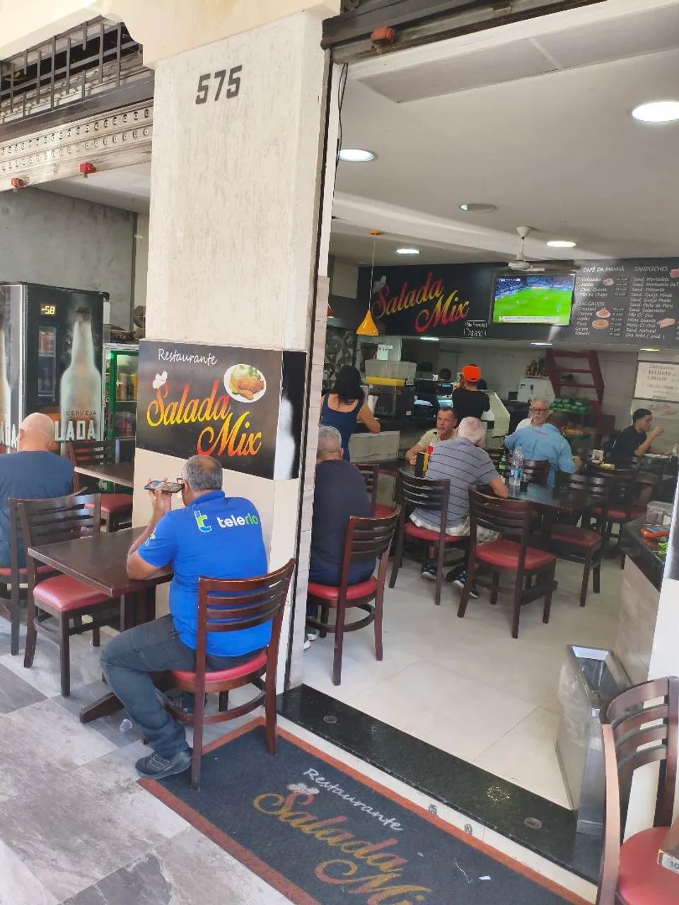 Auxiliar de cozinha