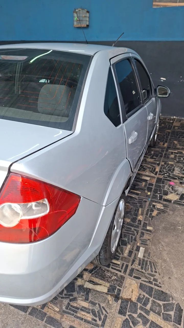 Ford Fiesta 1.0 8V 2010