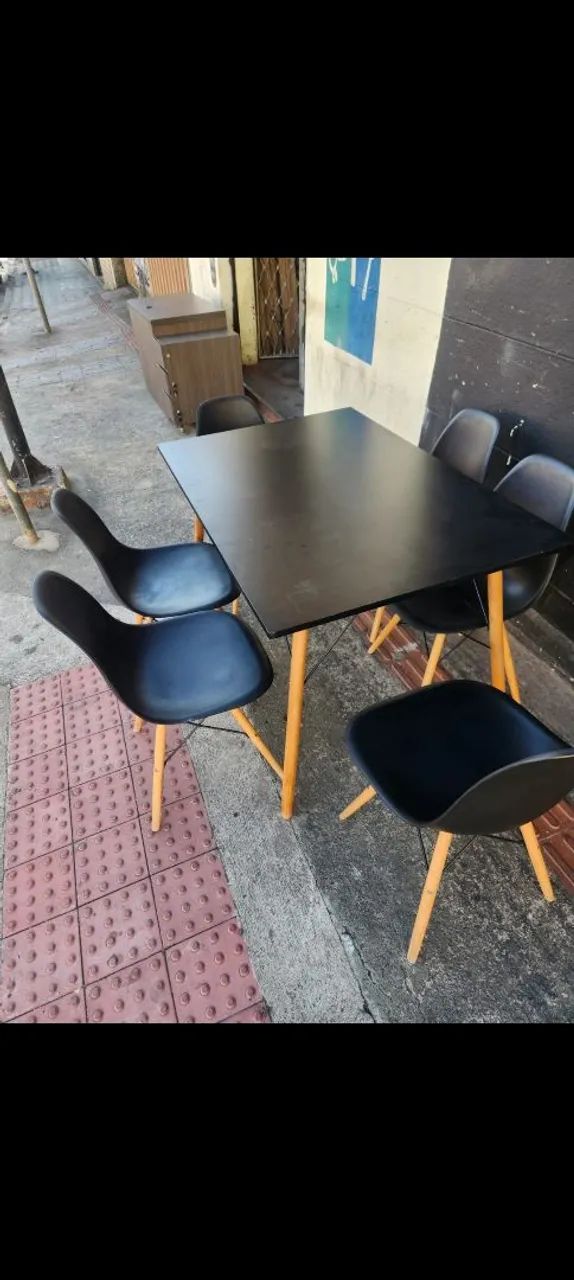 Mesa com cadeiras  - Foto 2