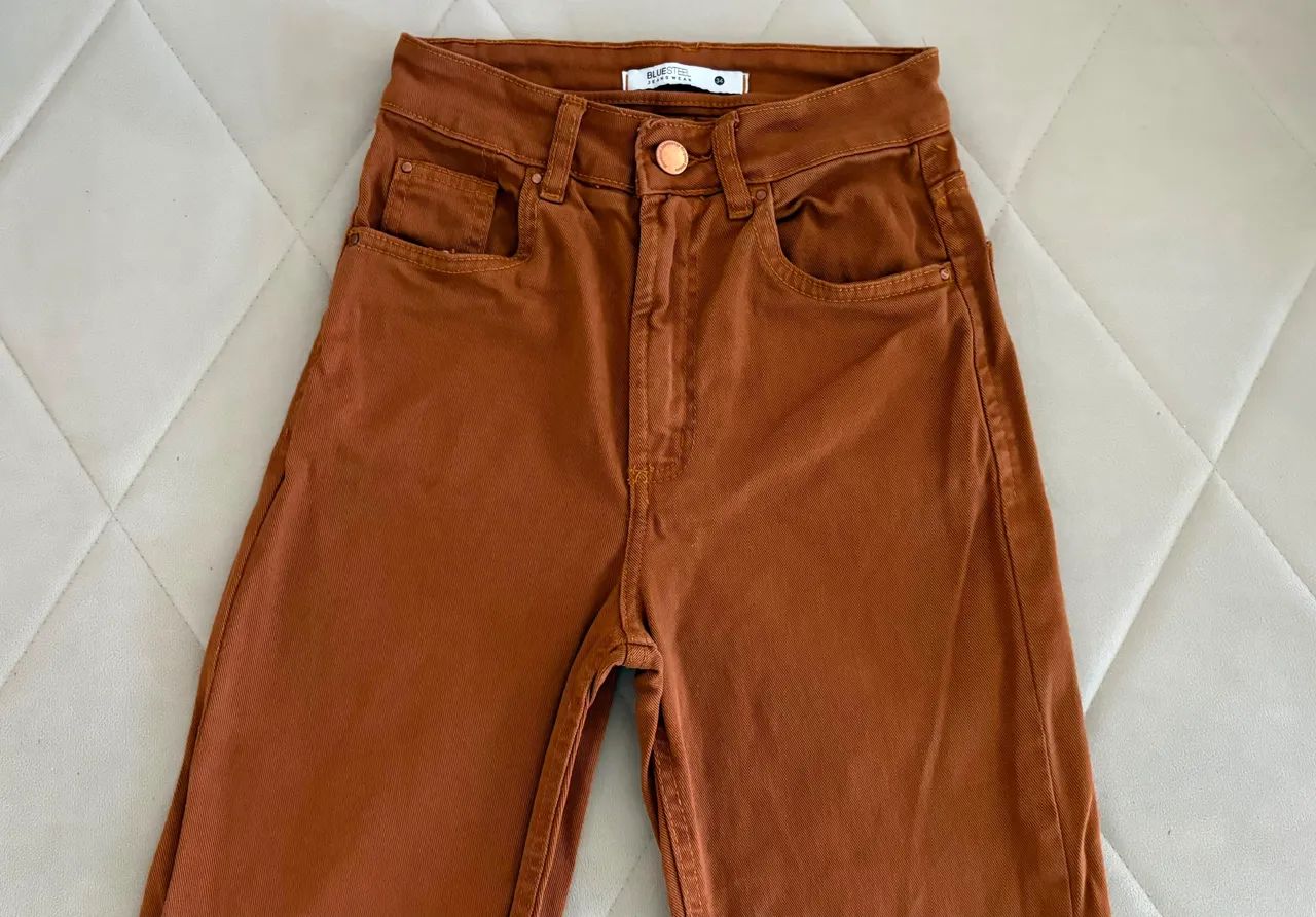 Calça reta feminina 