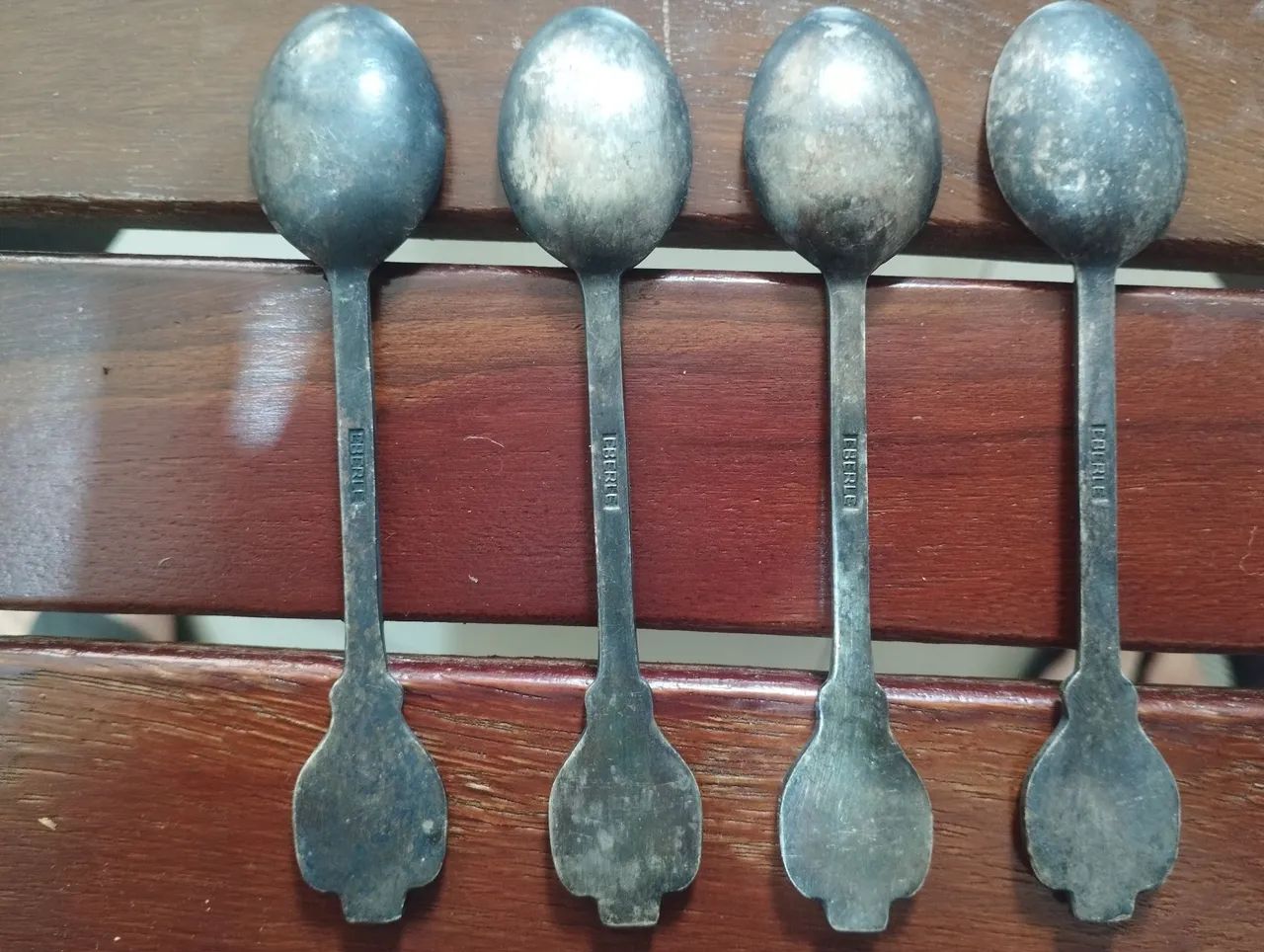 Colher de coleção com brasão antiguidade - Foto 2