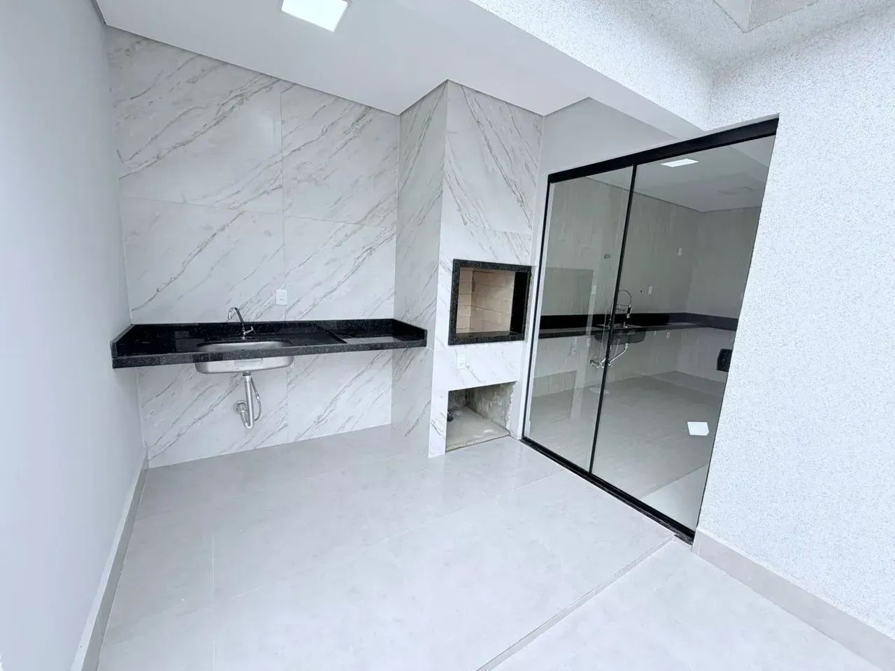 Casa moderna e sofisticada à venda na QR 605 Samambaia Sul! - Foto 2