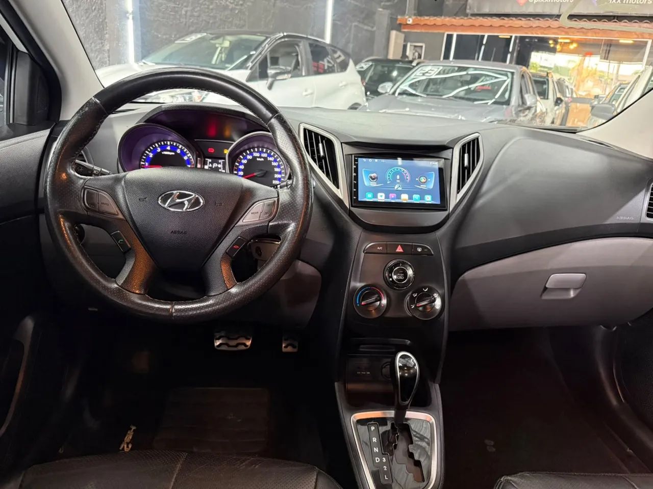 Hyundai HB20X Premium 1.6 Flex 16V Aut., foto 4 de 11