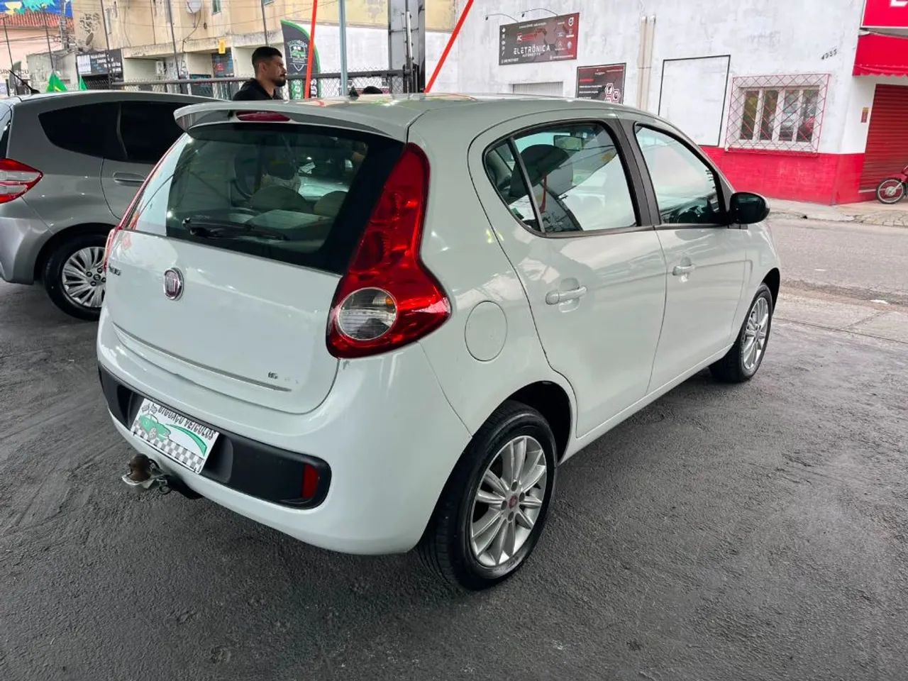 Fiat Palio Essence 1.6 Flex 16V 5P 2015 - Foto 3
