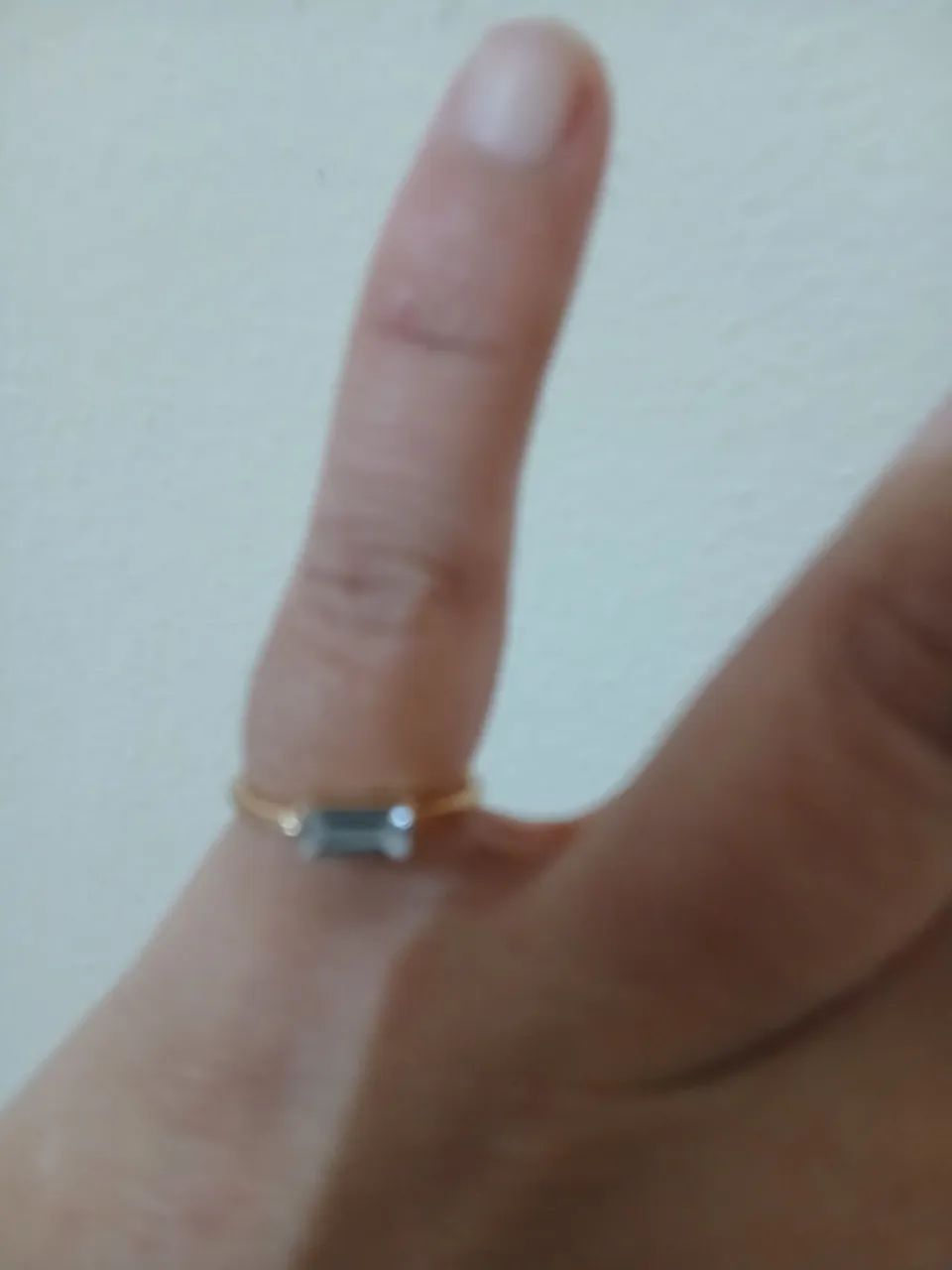 Anel Dourado com pedra  - Foto 3