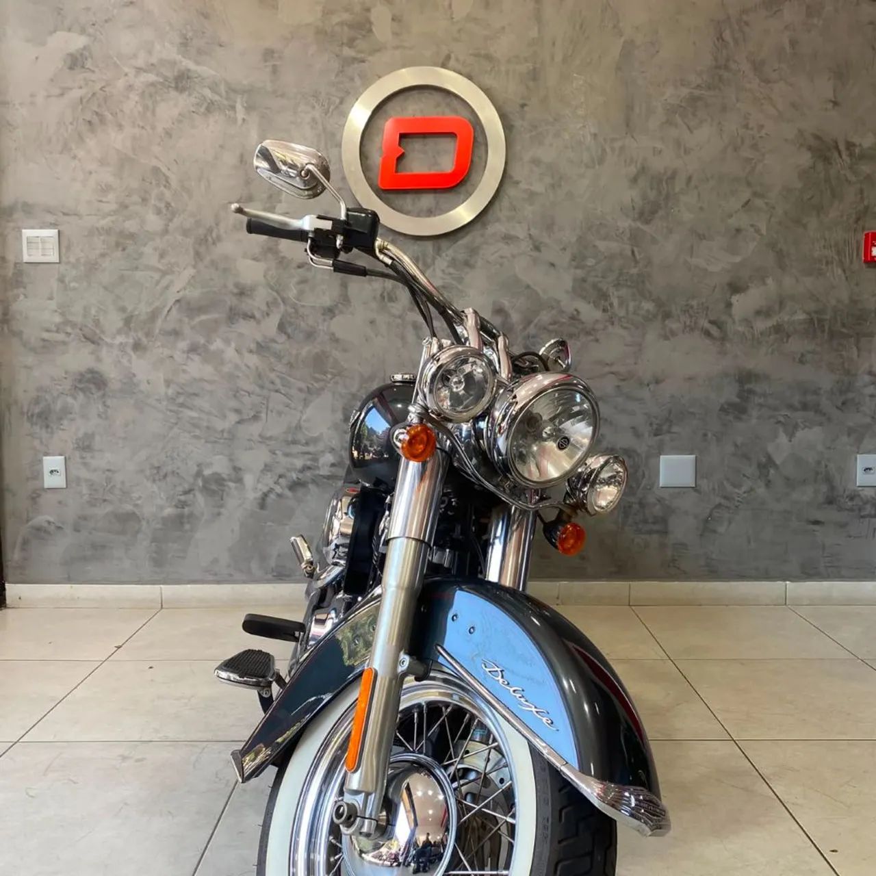 SOFTAIL DELUXE  FLSTN - Foto 4