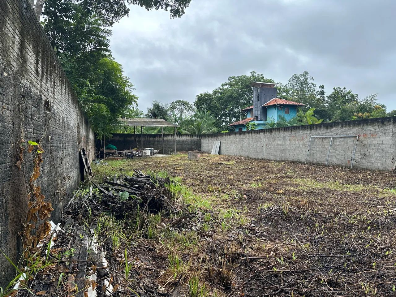 Vendo lote murado com barracão. - Foto 5