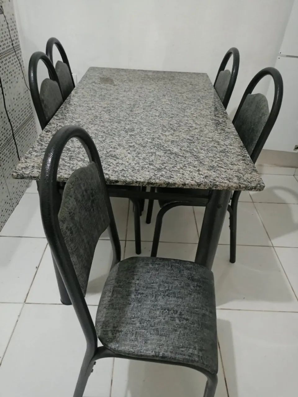 Mesa Com pedra de mármore 6 cadeiras - Foto 4