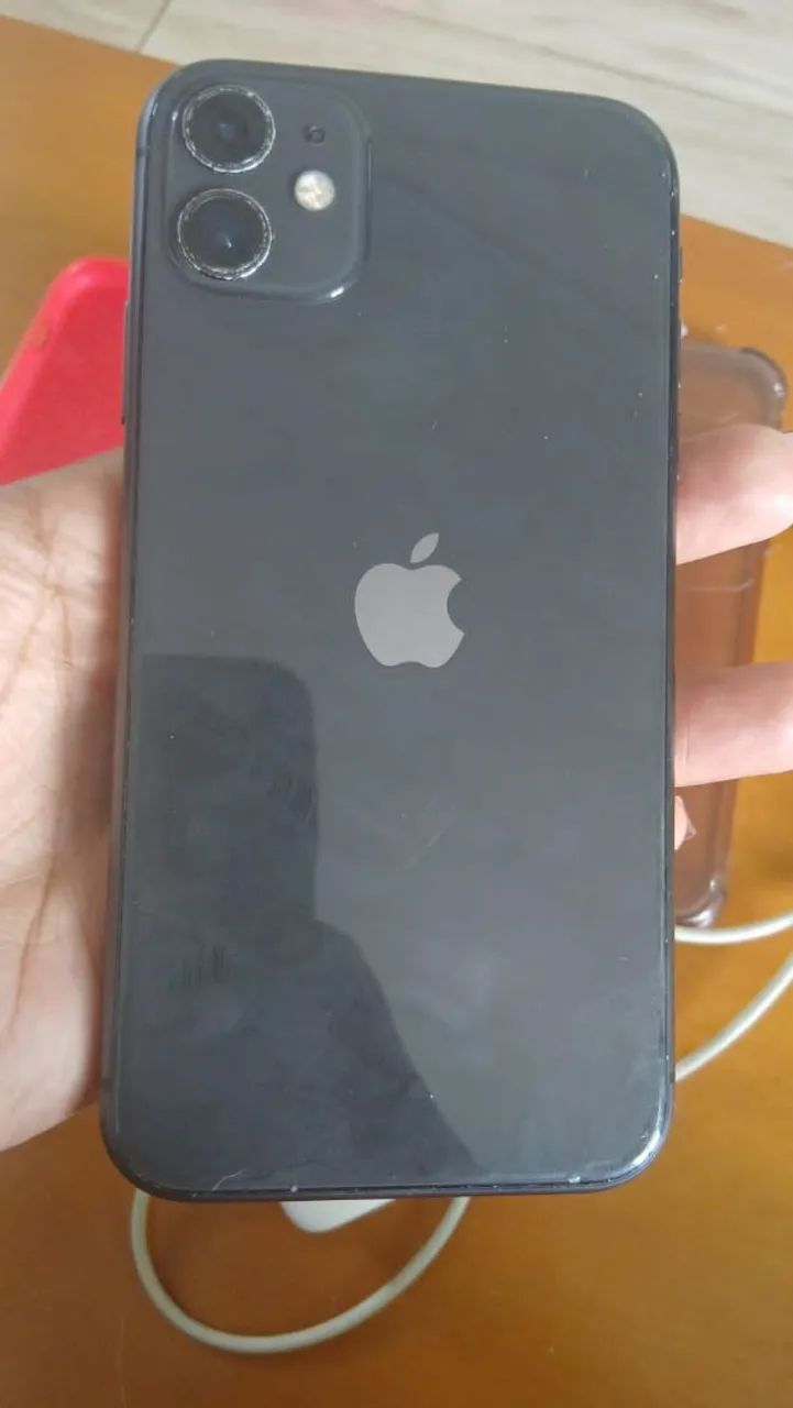 Vende se iPhone 11 