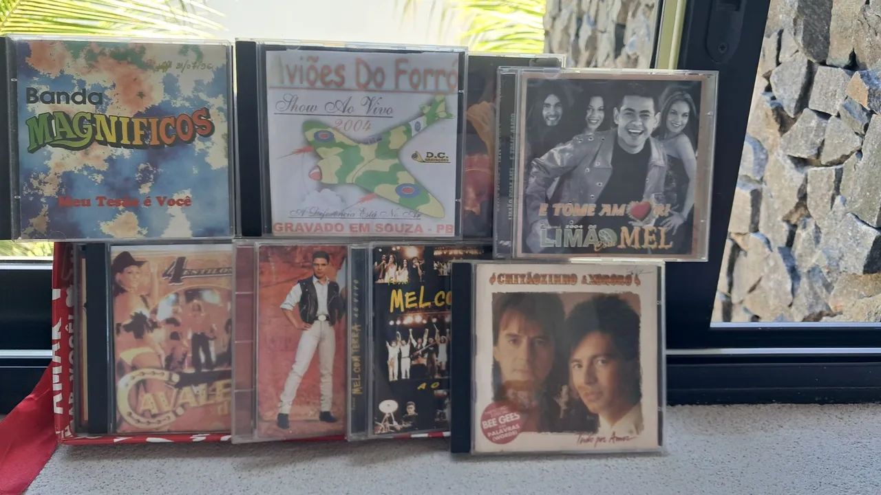 Coleção de CDs e DVDs  - Foto 2