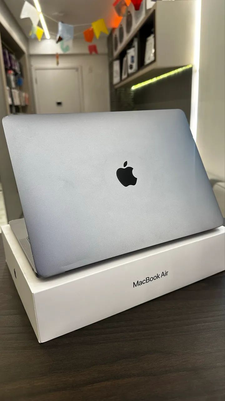 MACBOOK AIR M1 2020 256SSD 8GB 13 POLEGADAS SEMINOVO / LOJA FÍSICA
