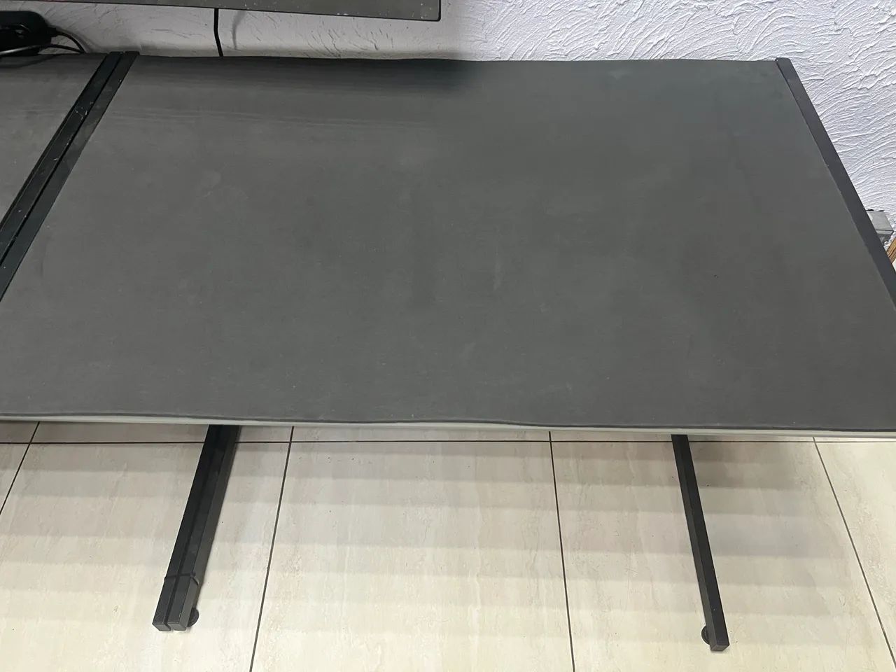 Mesa com tampo de vidro  - Foto 3