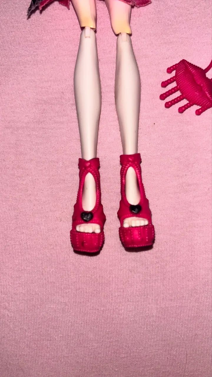 boneca draculaura  - Foto 5
