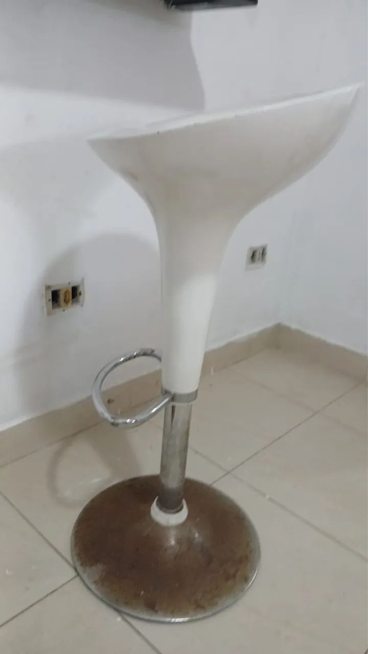 Dois Banco para bancadas branco  - Foto 4