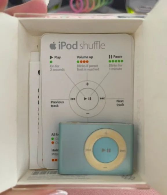 iPod Shuffle 2gb a1204