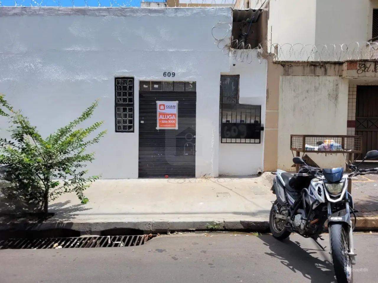Cômodo comercial para locação no bairro Jardim Finotti