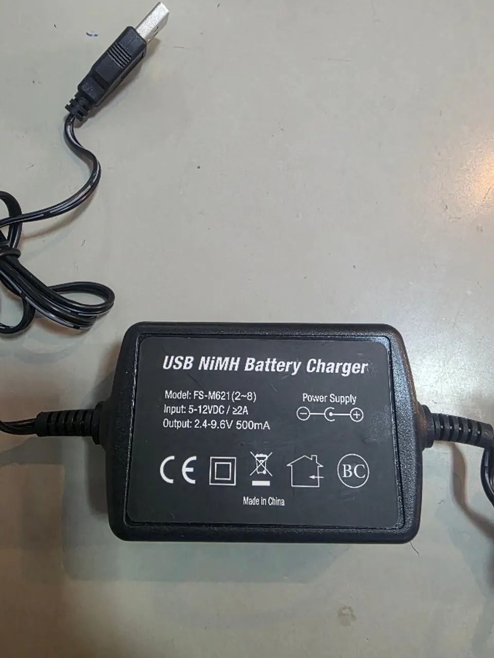 Carregador FS Racing USB NiMH 2 até 8 celulas - Foto 2