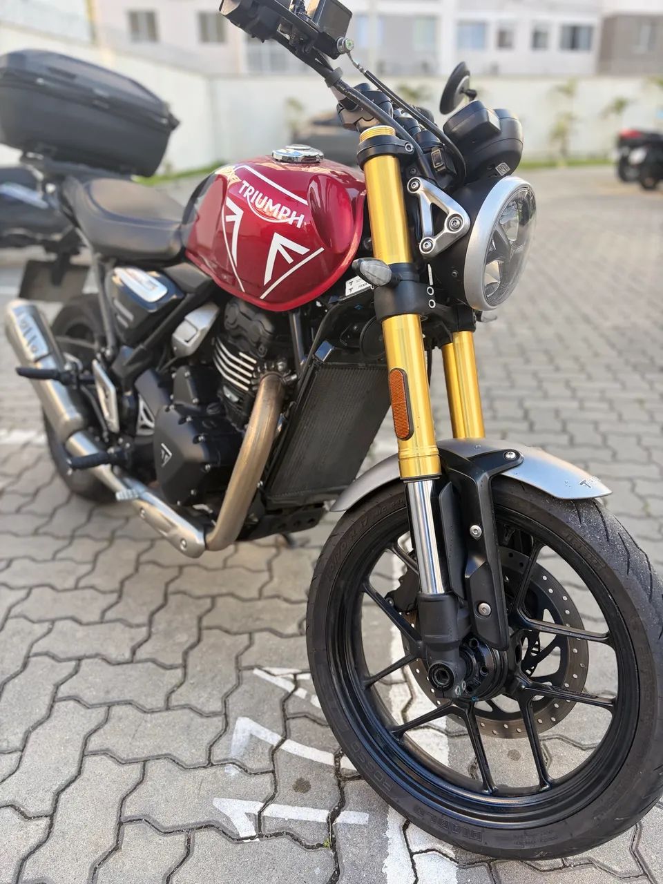 Triumph 400 2025 - 1517515709 | OLX