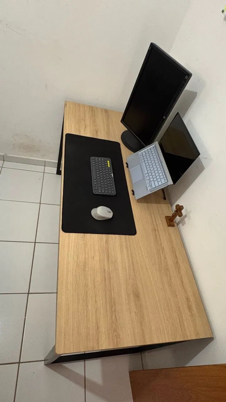 Mesa e Cadeira de escritório - Foto 3