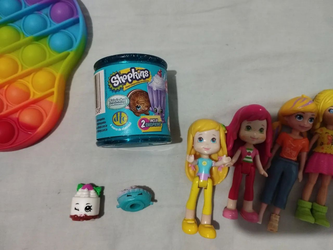 Lote de brinquedos bonecas  - Foto 3