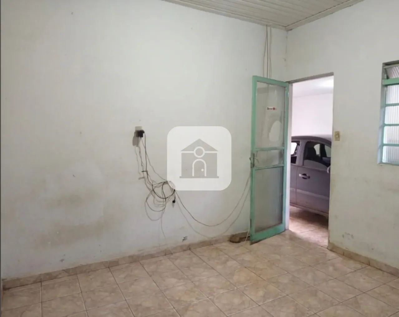 Imóvel Residencial e Comercial com Amplo Terreno à Venda - Foto 2