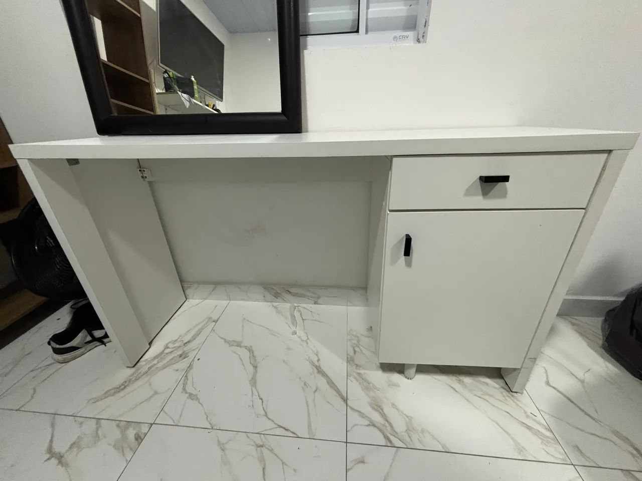 Mesa/escrivaninha escritório ou manicure 