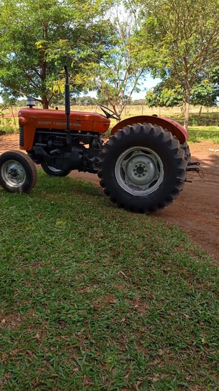 Trator MF 50×